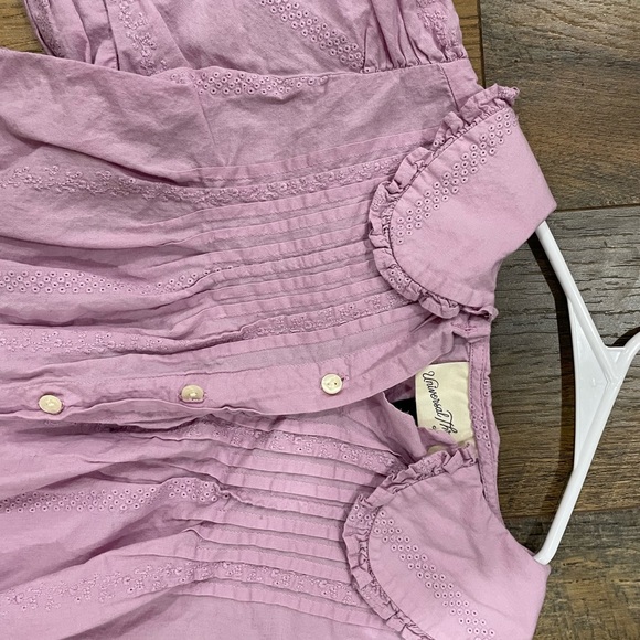 Universal Thread Collared Button Down Blouse - Picture 2 of 3